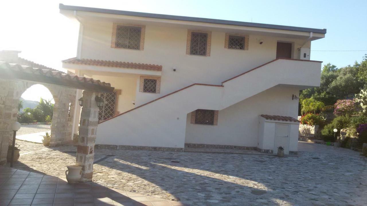 Case Susinna Torretta Capaci Buitenkant foto