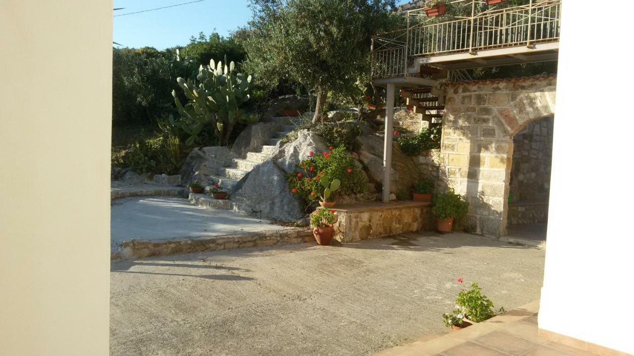 Case Susinna Torretta Capaci Buitenkant foto